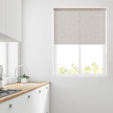 Load image into Gallery viewer, Buzzy Bee Daylight Roller Blind