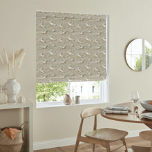 Load image into Gallery viewer, Evert Rust Roman Blind