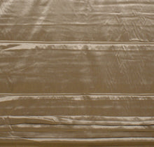 Load image into Gallery viewer, Pin-Tuck Mocha Lined Roman Blind