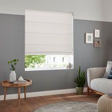Load image into Gallery viewer, Matius Cloud Roman Blind
