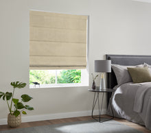 Load image into Gallery viewer, Cadi Apple Roman Blind

